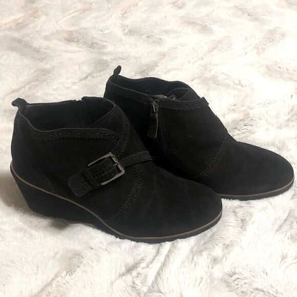 franco Sarto black suede wedge booties size 9.5M - Picture 2 of 11